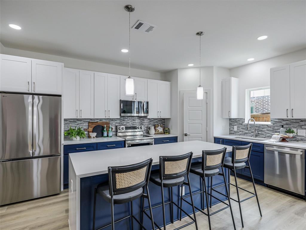 7331 Rubio Place Dallas, TX 75235 - Photo 9 of 26