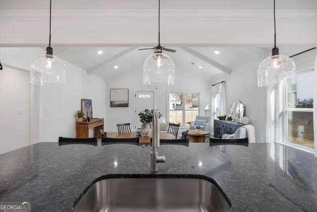 $319,999 | 21 Rivers Edge Lane, Franklin, GA 30217