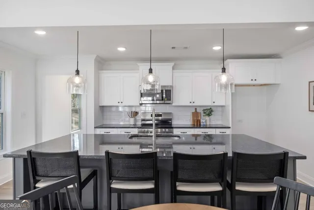 $319,999 | 21 Rivers Edge Lane, Franklin, GA 30217