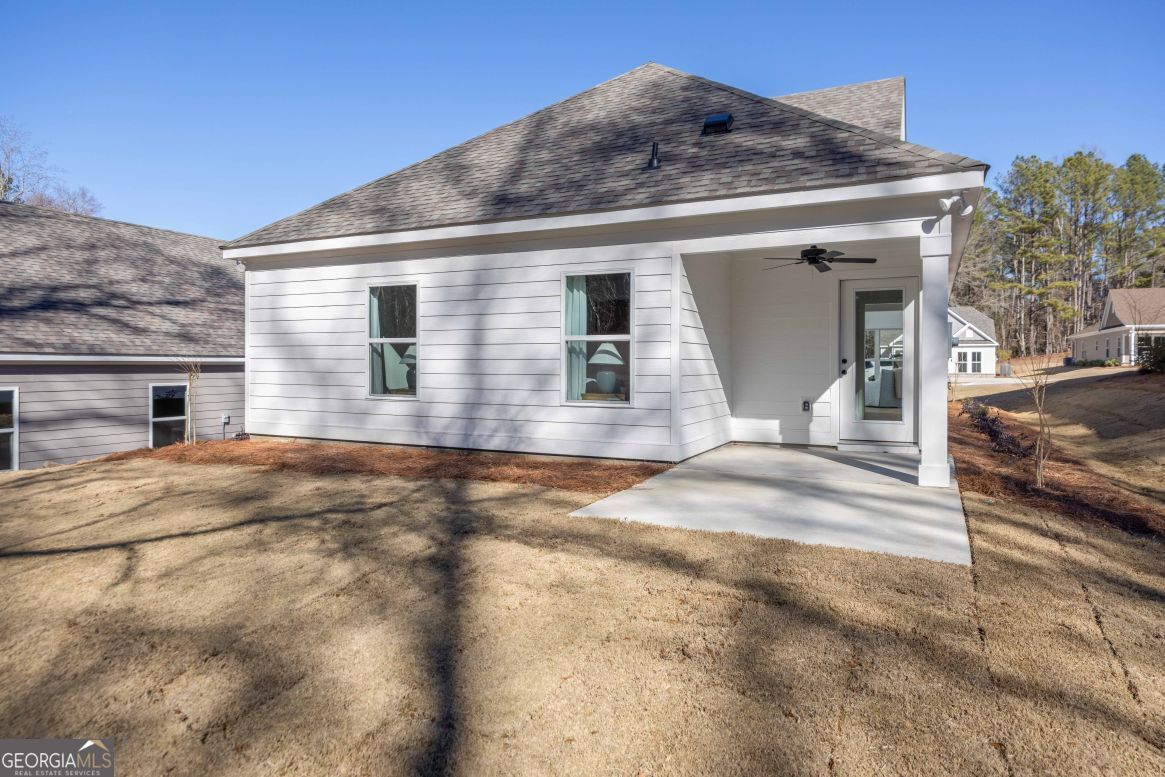 21 Rivers Edge Lane Franklin, GA 30217 - Photo 5 of 26 a view of a house with a workspace