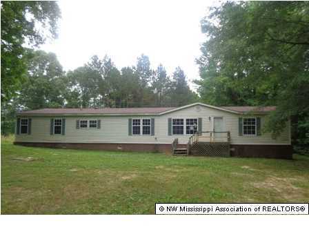 8693 Ballentine Road Batesville, MS 38606 - Photo 1 of 13 Primary Photo
