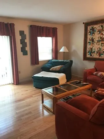 $2,850 | 35 Lamplighter Lane, Unit 35, Easton, MA 02375