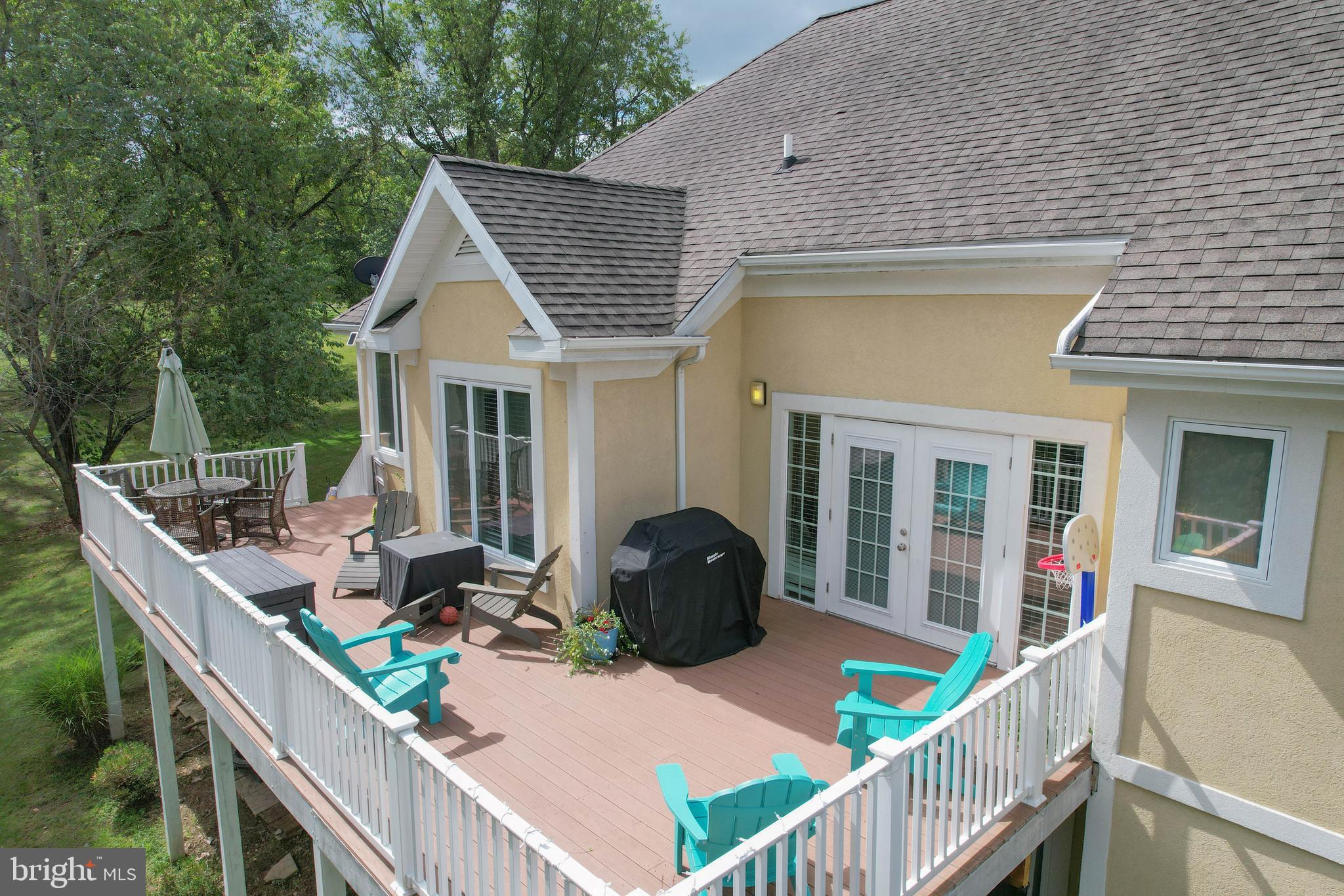 130 Ridge View Drive Berkeley Springs, WV 25411 - Photo 7 of 64 Gallery Image 7