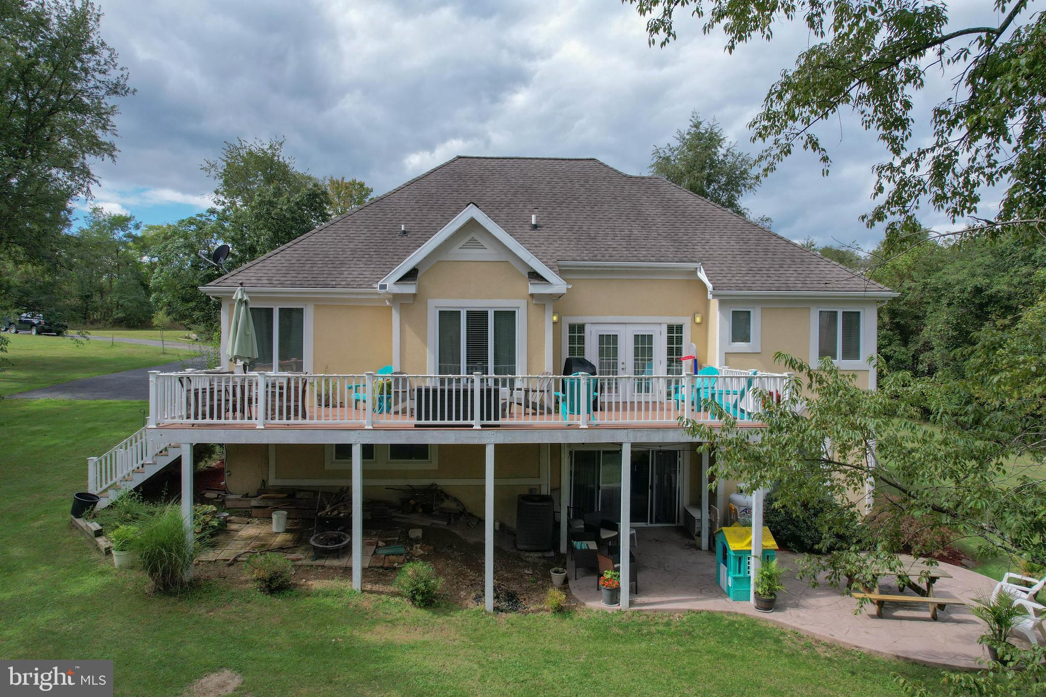 130 Ridge View Drive Berkeley Springs, WV 25411 - Photo 8 of 64 Gallery Image 8