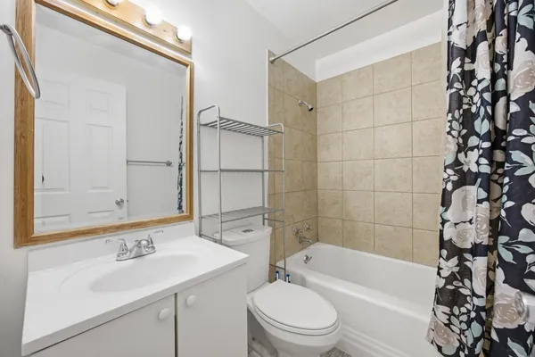 $205,000 | 1321 9th Avenue South, Moorhead, MN 56560