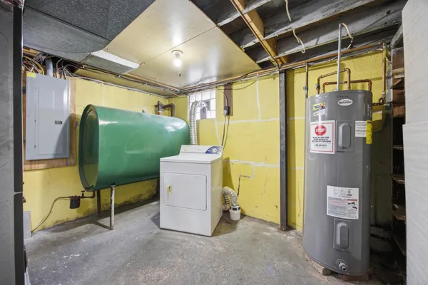 $205,000 | 1321 9th Avenue South, Moorhead, MN 56560