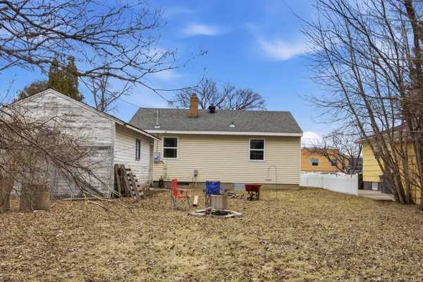 $205,000 | 1321 9th Avenue South, Moorhead, MN 56560