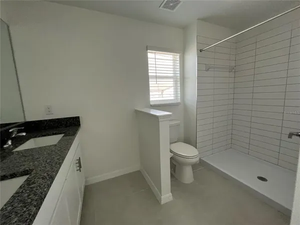 $2,200 | 10337 Trumpet Honeysuckle Way, Wesley Chapel, FL 33545