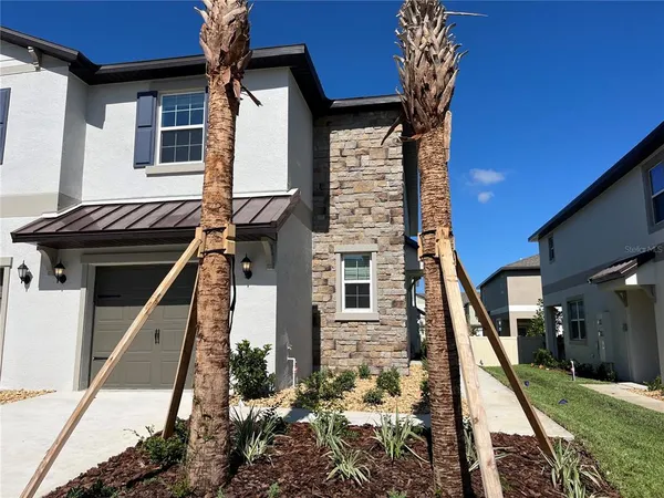 $2,200 | 10337 Trumpet Honeysuckle Way, Wesley Chapel, FL 33545