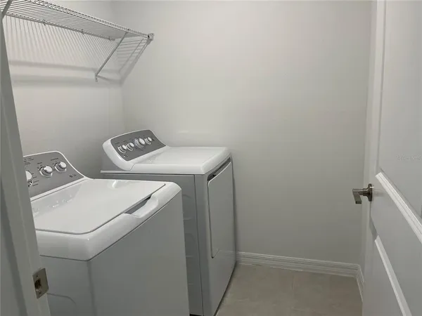 $2,200 | 10337 Trumpet Honeysuckle Way, Wesley Chapel, FL 33545