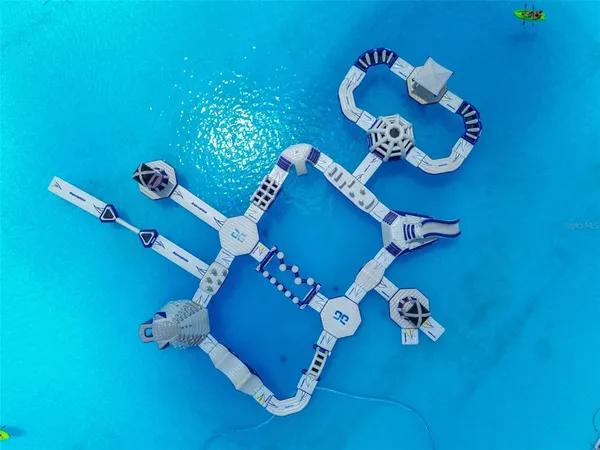 $2,200 | 10337 Trumpet Honeysuckle Way, Wesley Chapel, FL 33545