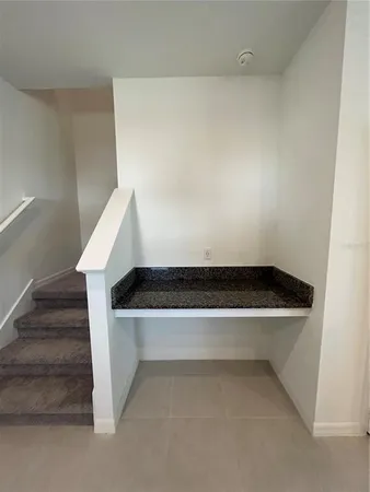 $2,200 | 10337 Trumpet Honeysuckle Way, Wesley Chapel, FL 33545