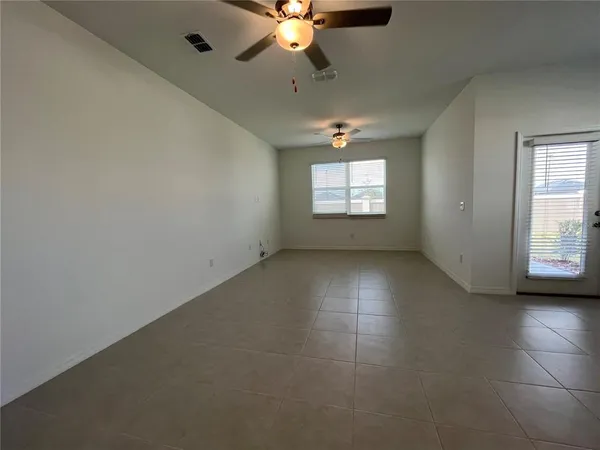 $2,200 | 10337 Trumpet Honeysuckle Way, Wesley Chapel, FL 33545