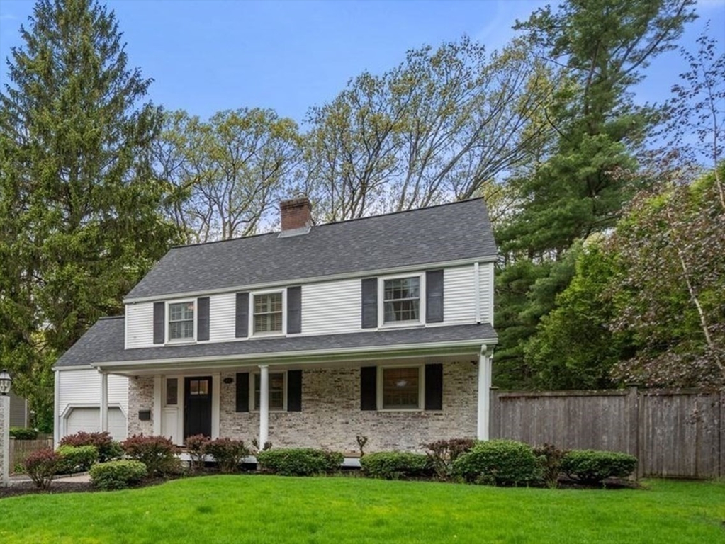 21 Madison Road Wellesley, MA 02481 - Photo 2 of 35