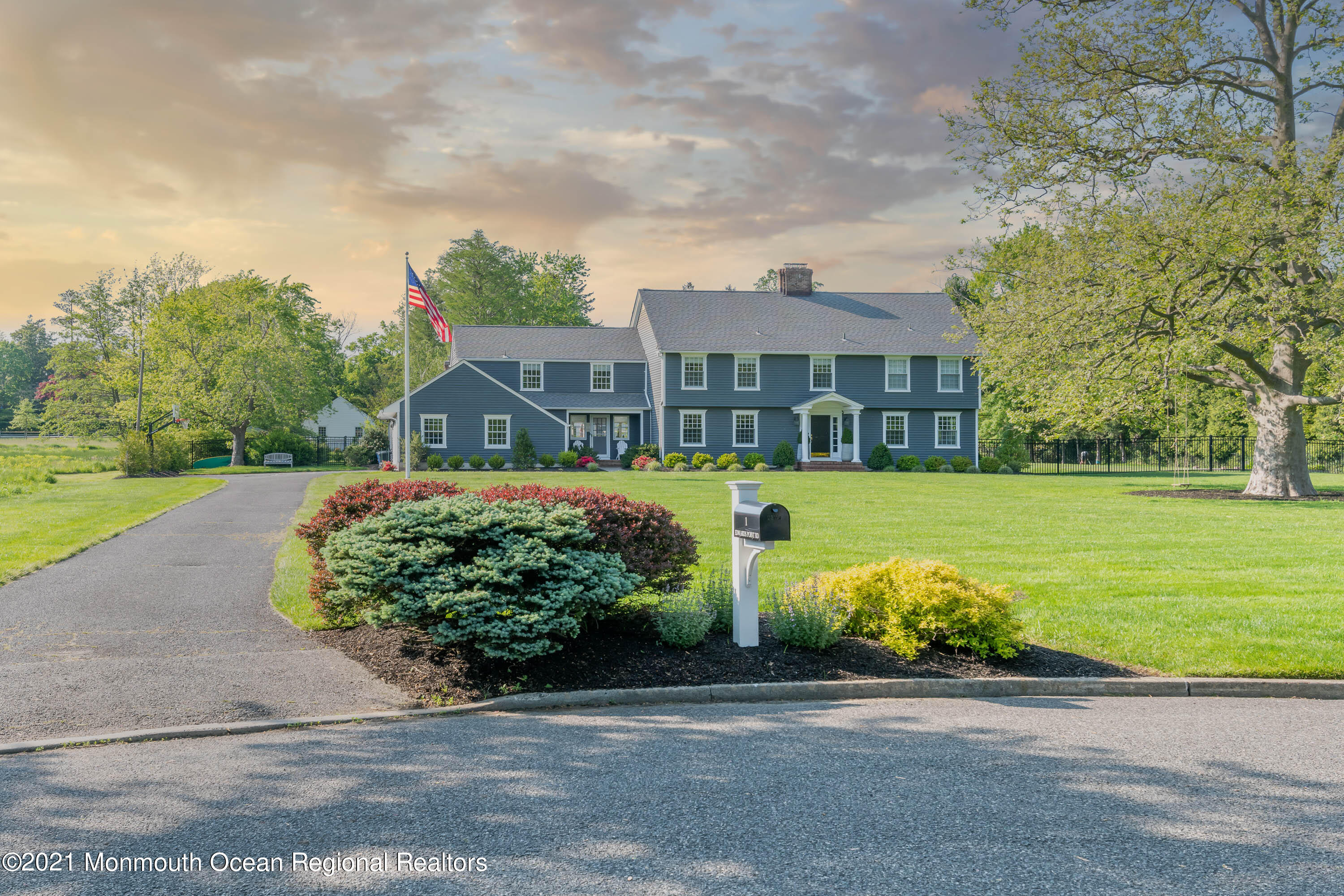 1 Edwards Point Road Rumson, NJ 07760 - Photo 2 of 30 8A3A9905-EB1F-4145-997B-516694DEEF71