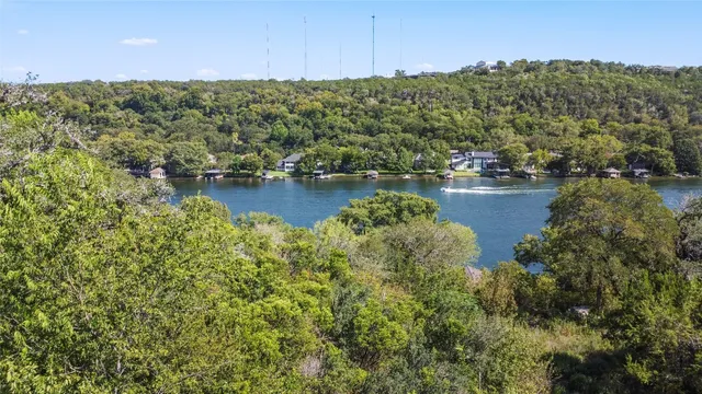 a view of a lake with houses