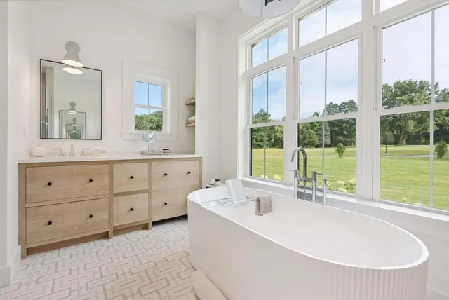 $1,999,999 | 353 Pool Street, Biddeford, ME 04005