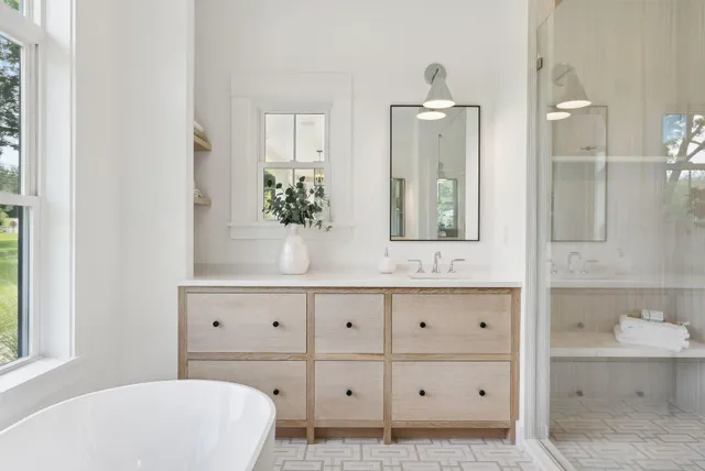 $1,999,999 | 353 Pool Street, Biddeford, ME 04005