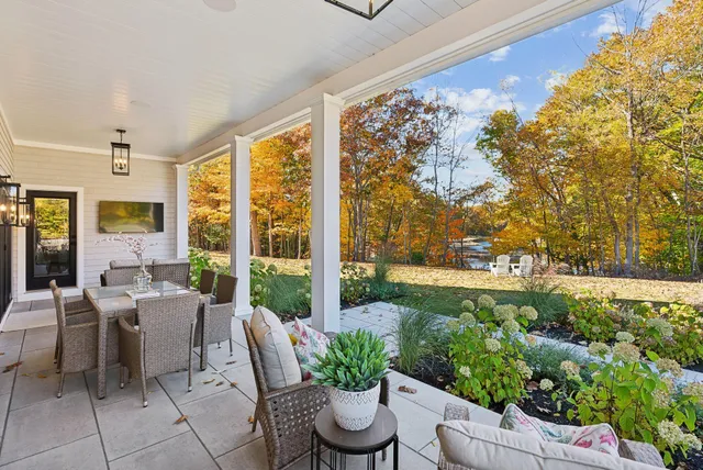 $1,999,999 | 353 Pool Street, Biddeford, ME 04005