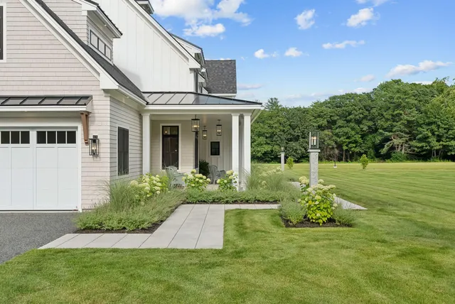 $1,999,999 | 353 Pool Street, Biddeford, ME 04005