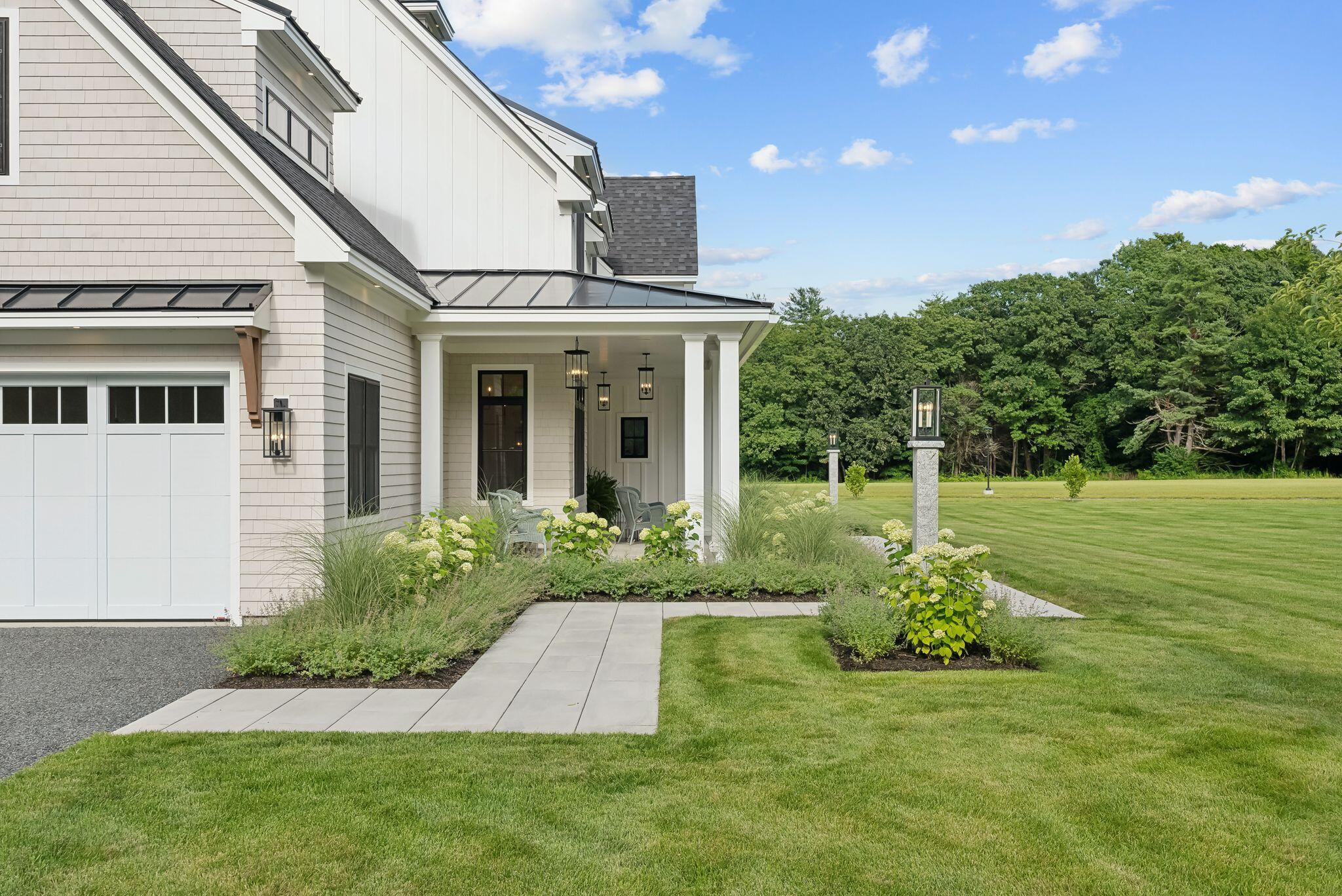 353 Pool Street Biddeford, ME 04005 - Photo 83 of 98 Front Walkway