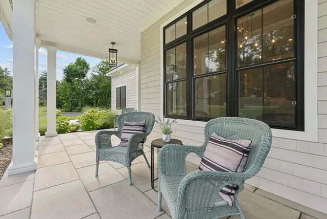 $1,999,999 | 353 Pool Street, Biddeford, ME 04005