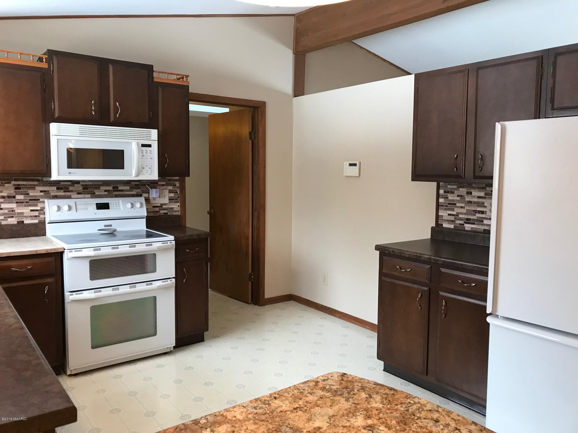 7701 Durham Road Whitehall, MI 49461 - Photo 3 of 42 Kitchen 3