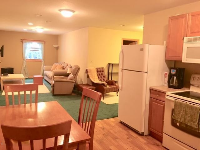 7701 Durham Road Whitehall, MI 49461 - Photo 36 of 42 Upper guest quarters