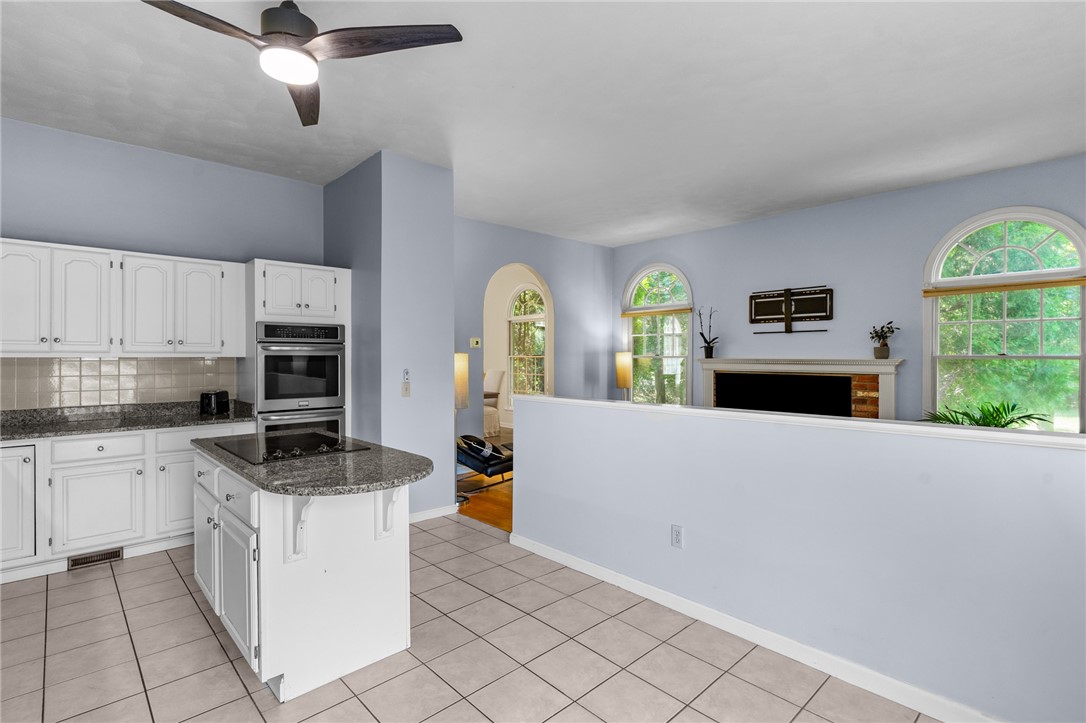 80 Howland Road East Greenwich, RI 02818 - Photo 13 of 34
