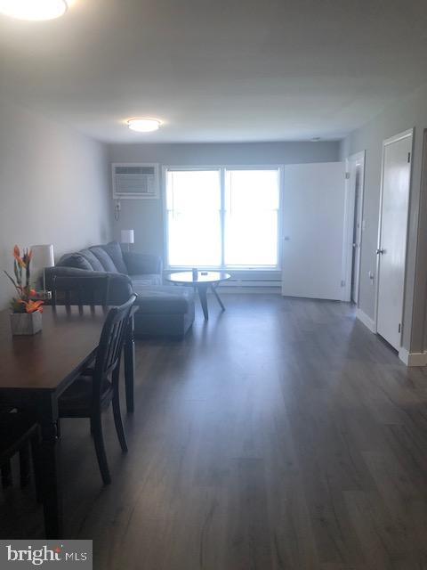 3 B Acorn Road Manahawkin, NJ 08050 - Photo 6 of 19 Living Room / Dining Room
