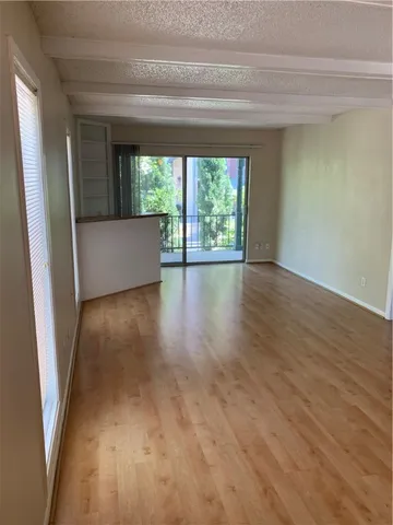 $1,395 | 1725 Toomey Road, Unit 100, Austin, TX 78704