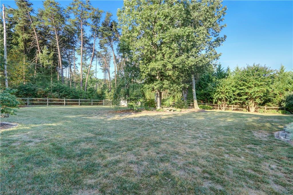 8909 Grove Park Drive Oak Ridge, NC 27310 - Photo 25 of 30