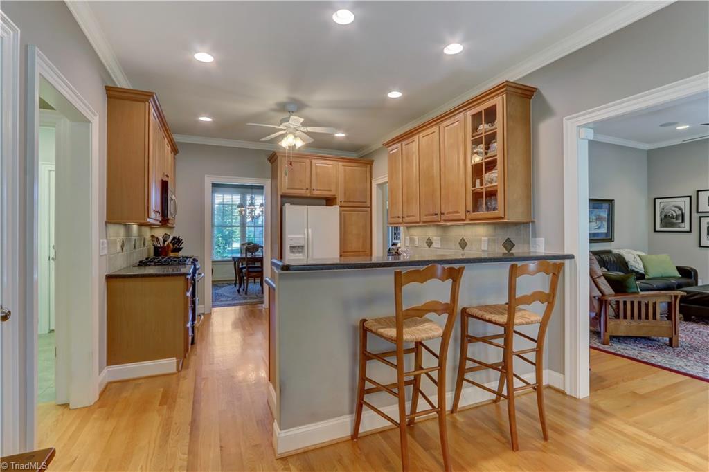 8909 Grove Park Drive Oak Ridge, NC 27310 - Photo 7 of 30