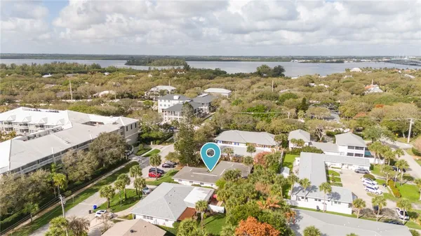 $1,500,000 | 919 Turtle Cove Lane, Vero Beach, FL 32963