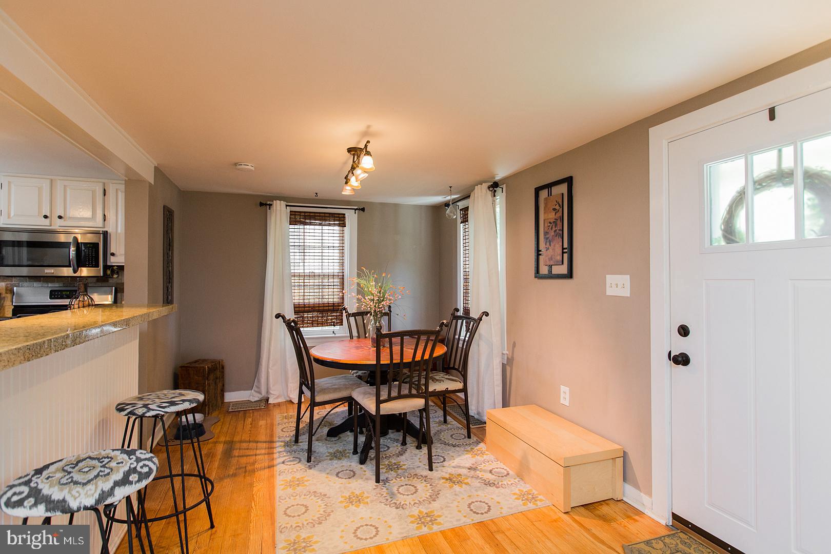 36 Riverside Avenue Lancaster, PA 17602 - Photo 5 of 30 Gallery Image 5