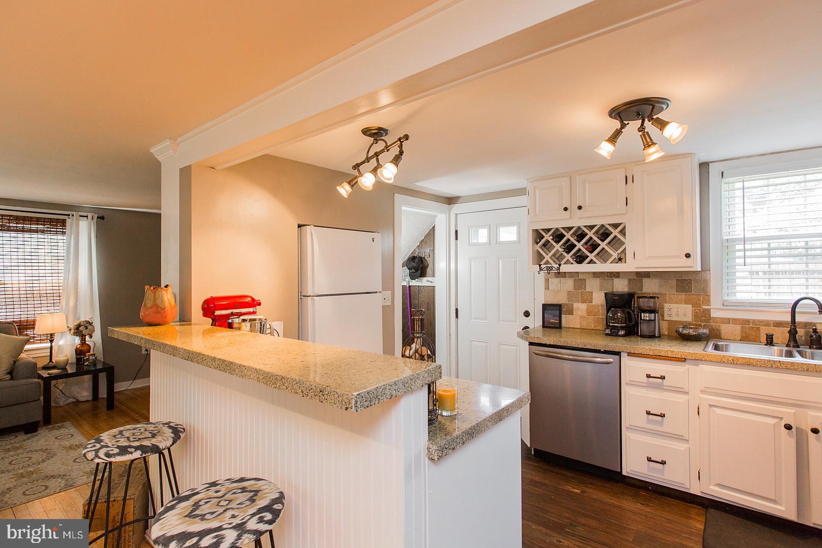 36 Riverside Avenue Lancaster, PA 17602 - Photo 10 of 30 Gallery Image 10
