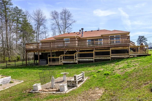 $575,000 | 3221 Cummins Road, Borden, IN 47106