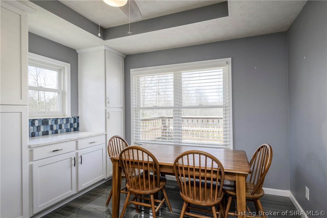 3221 Cummins Road Borden, IN 47106 - Photo 9 of 51 dining area