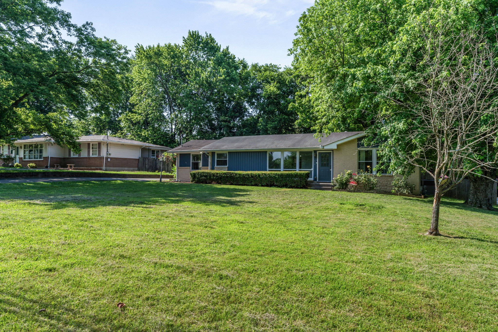485 Hogan Road Nashville, TN 37220 - Photo 2 of 29 Gallery Image 2