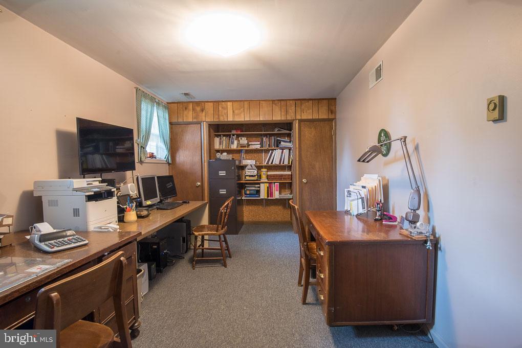 115 Rothsville Station Road Lititz, PA 17543 - Photo 37 of 56
