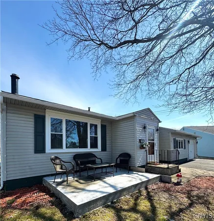 $299,000 | 4 Theresa Court, Utica, NY 13502