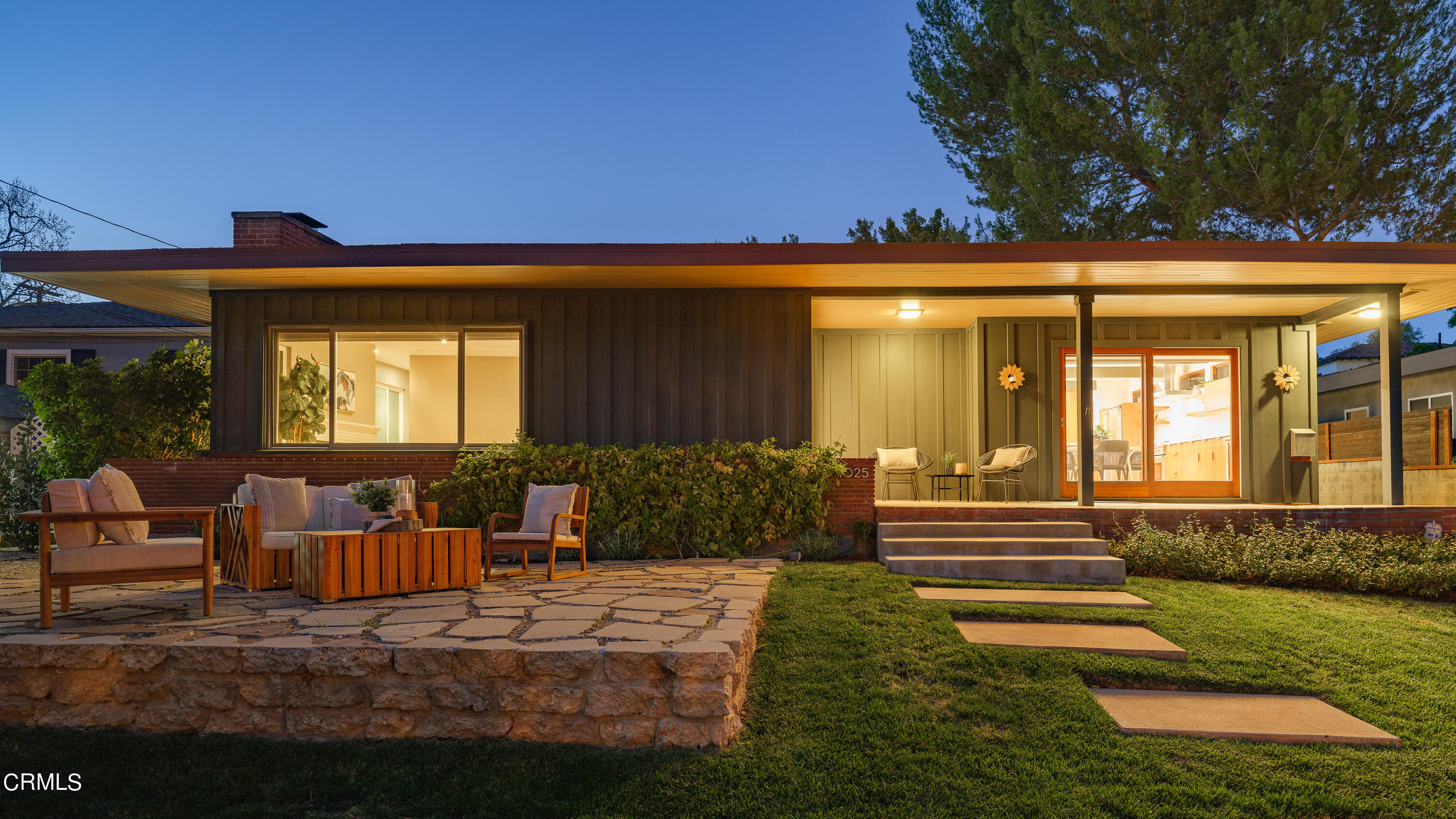 1025 Nithsdale Road Pasadena, CA 91105 - Photo 61 of 73 NPW_1025Nithsdale_069_FLEXMLS