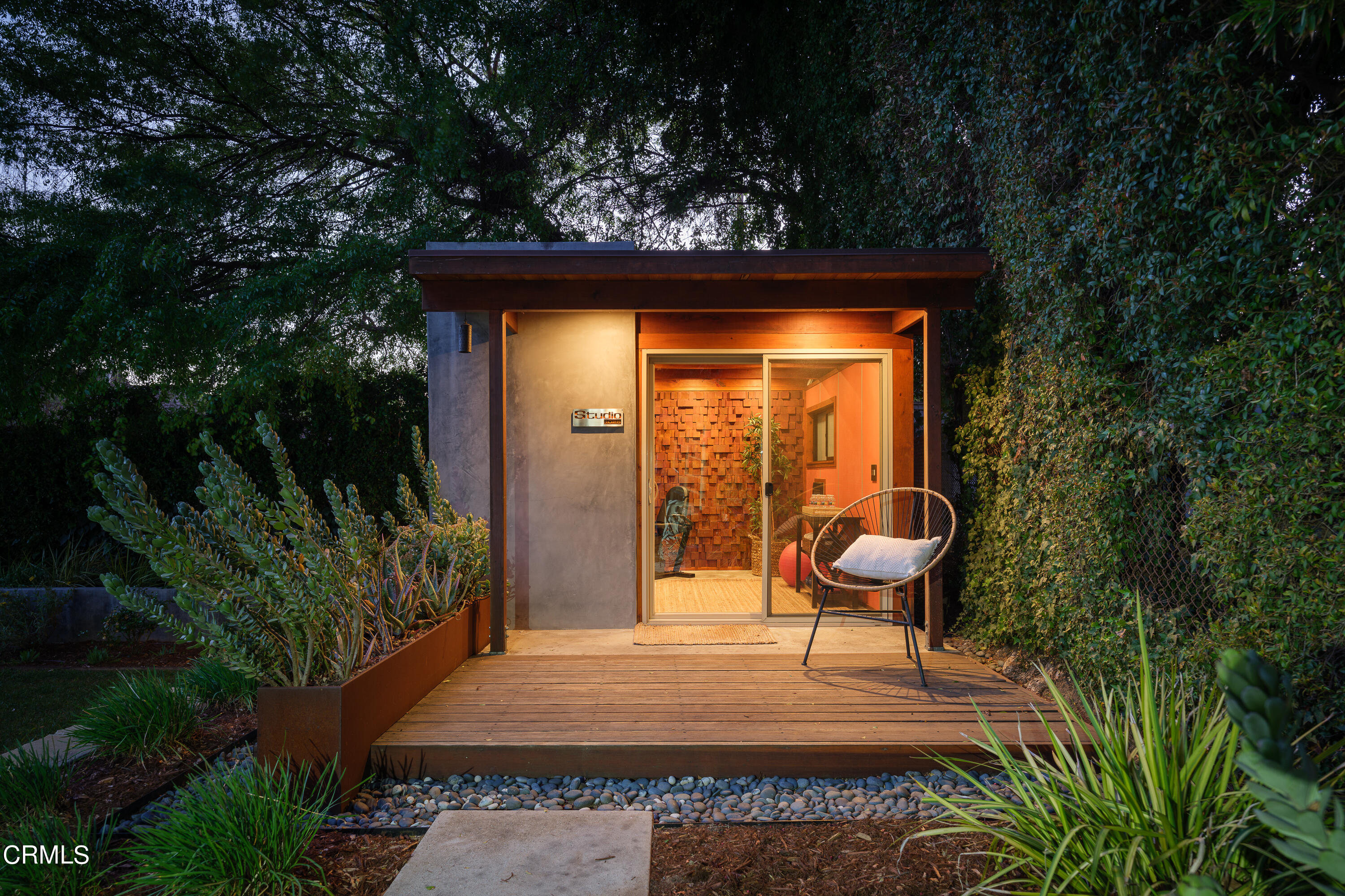 1025 Nithsdale Road Pasadena, CA 91105 - Photo 68 of 73 NPW_1025Nithsdale_076_FLEXMLS