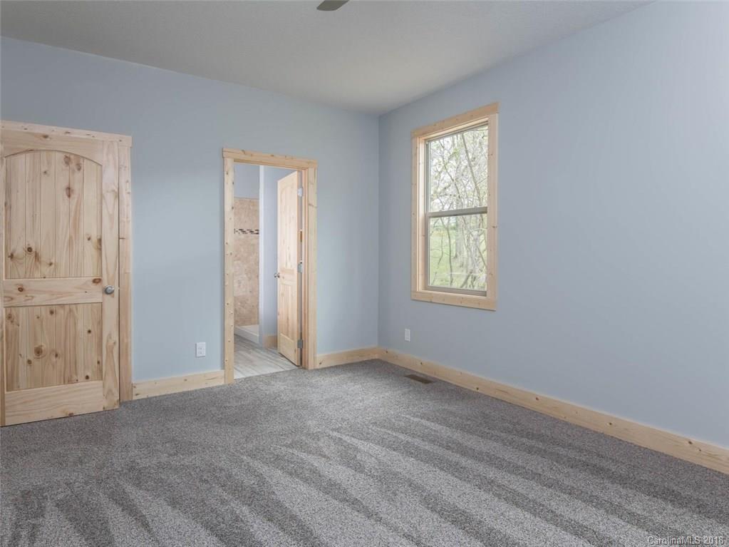 14 Hickory Tree Road Asheville, NC 28805 - Photo 12 of 28 Gallery Image 12