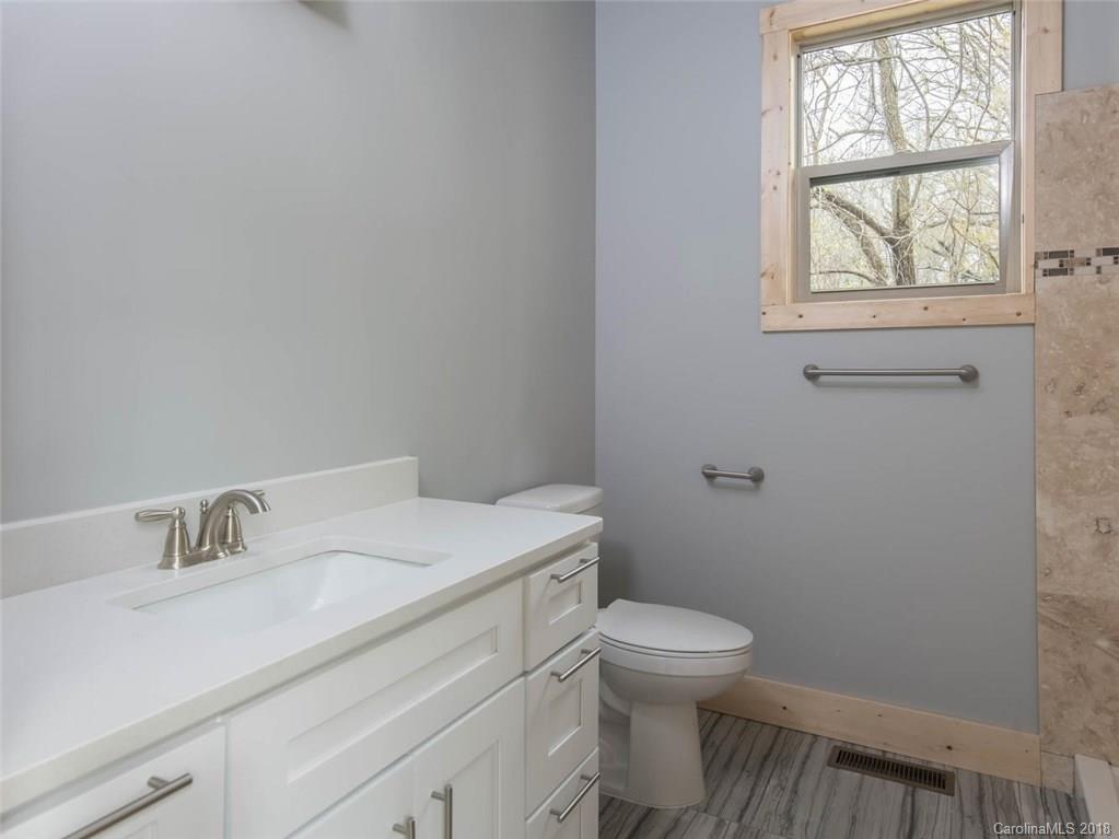 14 Hickory Tree Road Asheville, NC 28805 - Photo 13 of 28 Gallery Image 13