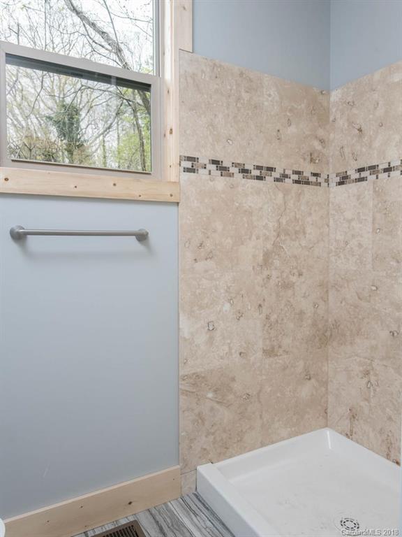 14 Hickory Tree Road Asheville, NC 28805 - Photo 14 of 28 Gallery Image 14