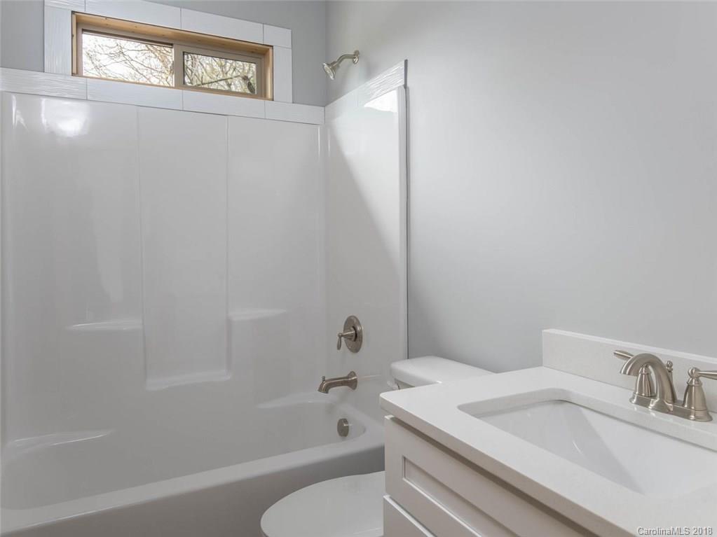 14 Hickory Tree Road Asheville, NC 28805 - Photo 17 of 28 Gallery Image 17