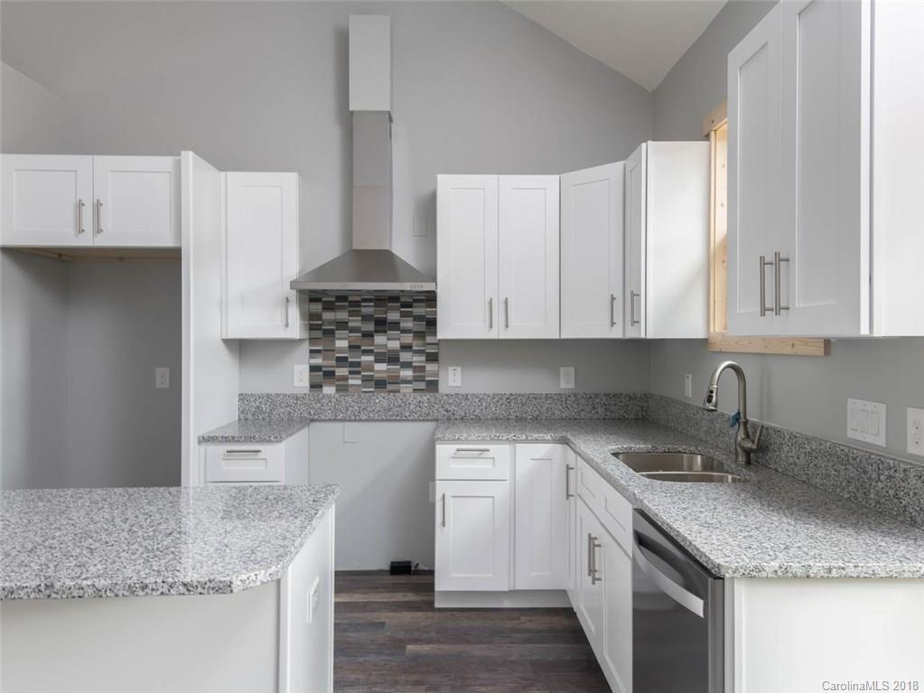 14 Hickory Tree Road Asheville, NC 28805 - Photo 9 of 28 Gallery Image 9