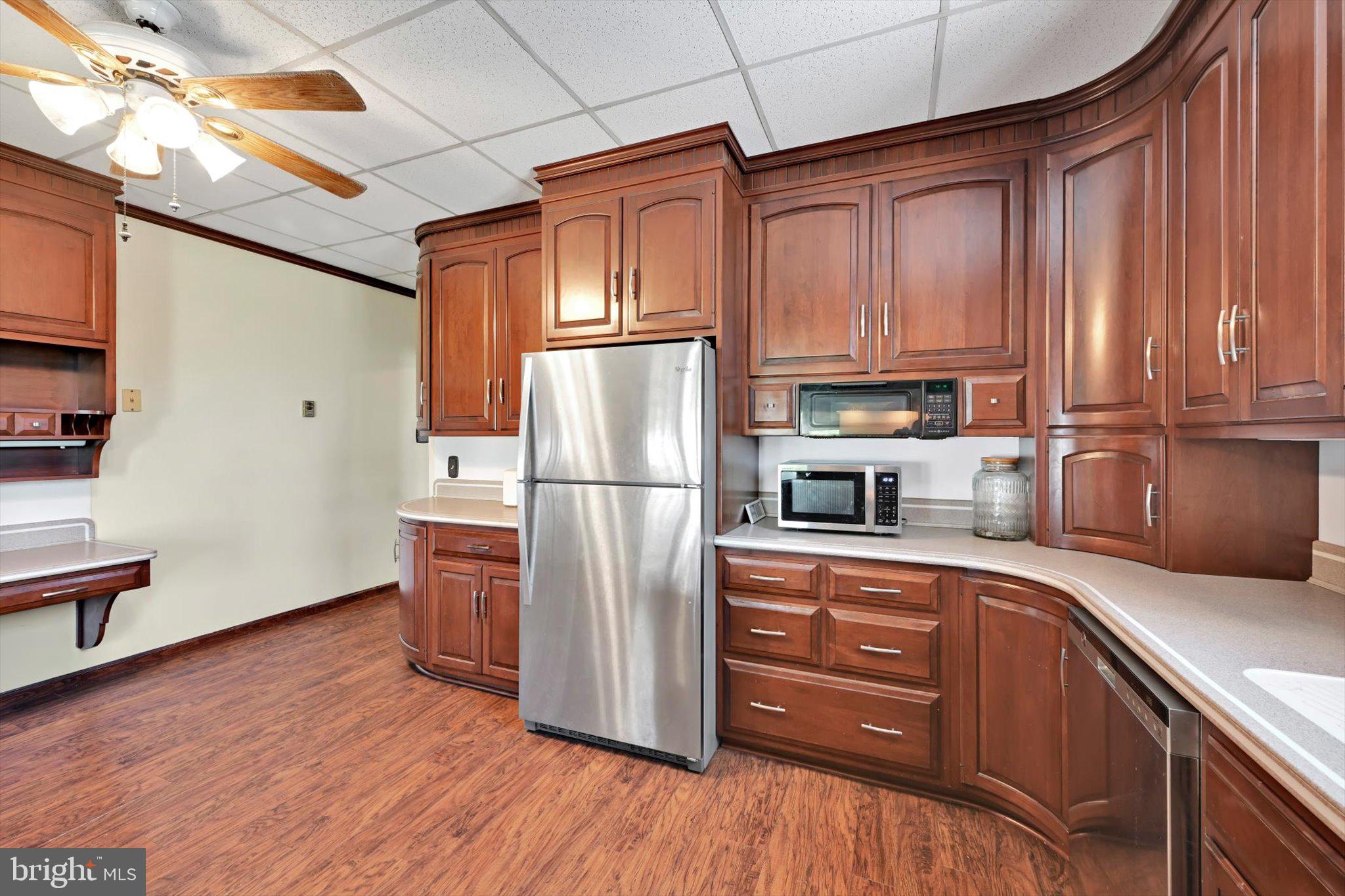 305 Gap Street Valley View, PA 17983 - Photo 12 of 36