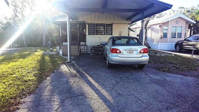 $79,900 | 3300 26th Avenue East, Unit 42, Bradenton, FL 34208